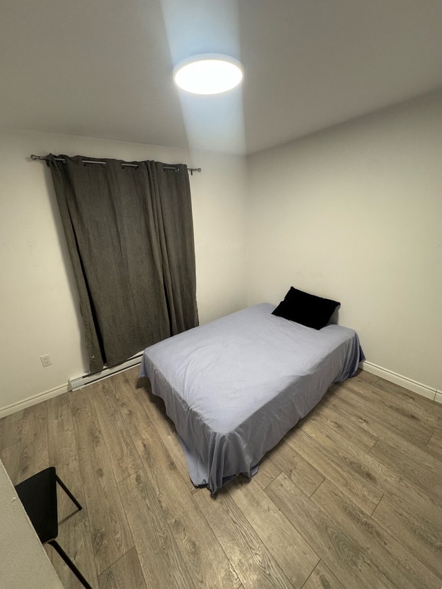 2209 Rue Notre-Dame-De-Grâces — photo 1