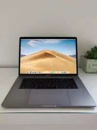 MacBook Pro (15-inch, TouchBar, 2018) (i7,  32GB,    512GB)