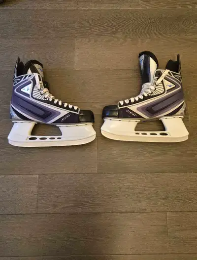 CCM Custom 03 - Size 9, View more
