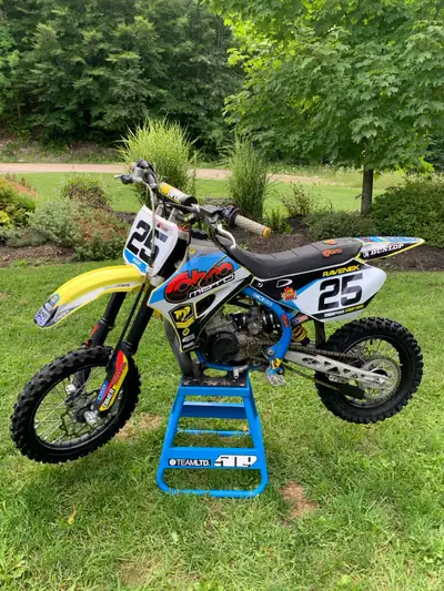 I am selling a 2019 cobra cx65 in excellent condition the motor ha been completely rebuilt from top...