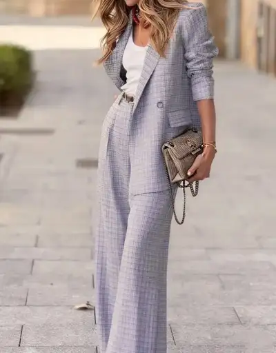 New Women's Suit Set, View more