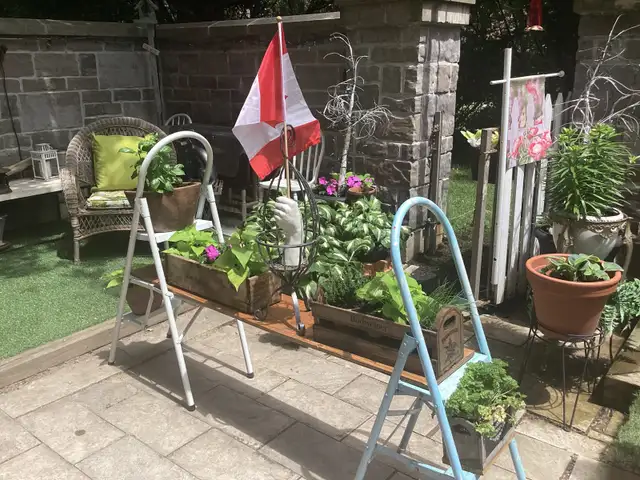 GARDEN   FURNITURE in Patio & Garden Furniture in City of Toronto - Image 3