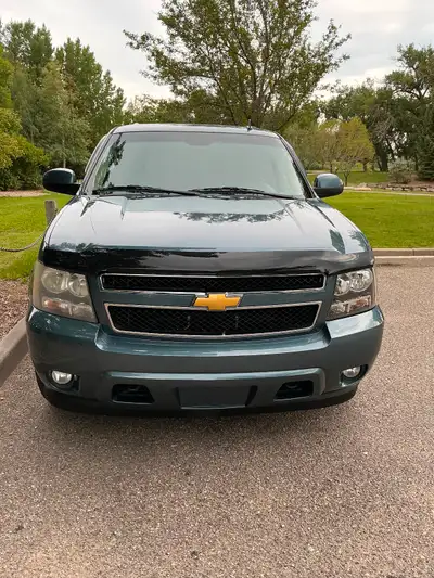 2011 Chevrolet Avalanche LT, privately owned, very clean and well maintained , oil changes have been...