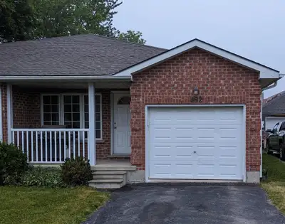 Charming semi-detached 4-level back split home with 3 bedrooms (above grade), 2 bathrooms, and 1510...