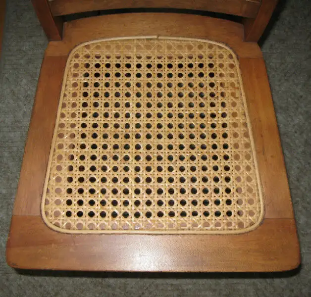 Antique Nursing Rocking Chair in Chairs & Recliners in North Bay - Image 6