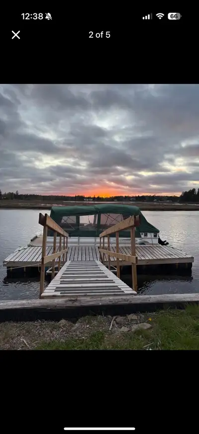 2000 Princecraft Versailles 22ft, 50hp Evinrude outboard motor, new prop and impeller May 2025, boat...