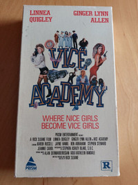 VHS - Vice Academy (1989 comedie, Linnea Quigley, Ginger Lynn)