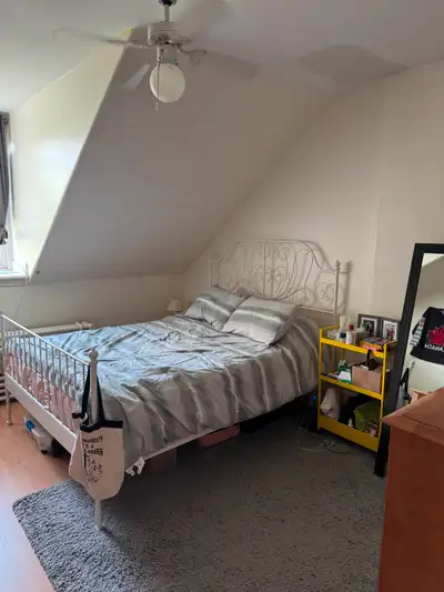 Room for Rent – Downtown Ottawa – Female Only | All Utilities Included (Except Hydro) Looking for a...