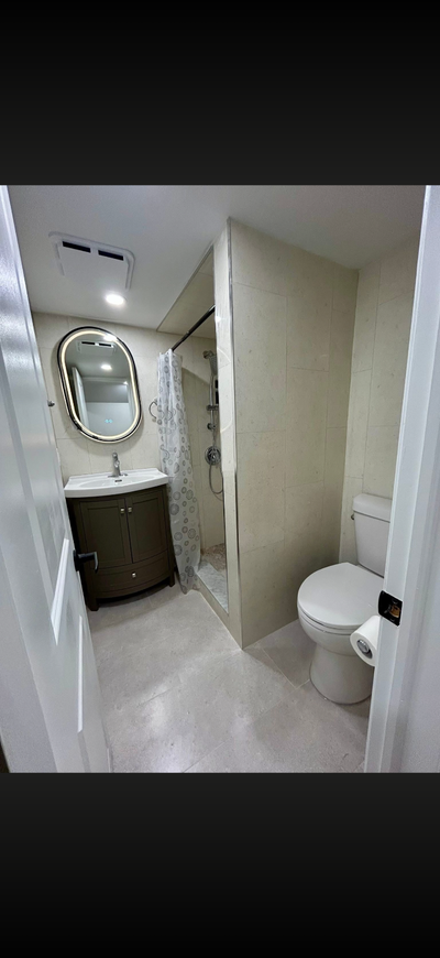 Two rooms available for rent at two different location. The small room is in a house at Keele and Eg...