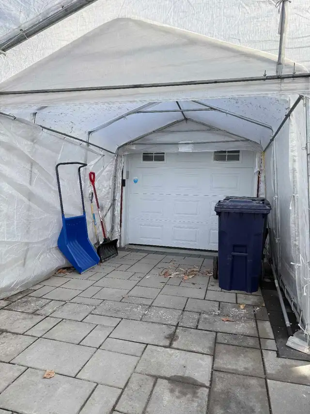 Abri d'auto double in Other in Laval / North Shore - Image 7