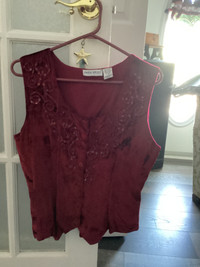 Size Small Burgundy velvet button front vest with tie back