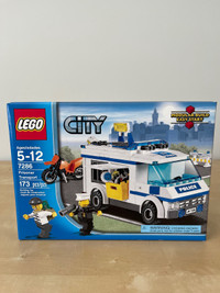 Lego #7286 City Prisoner Transport. Brand new in unopened  box, 