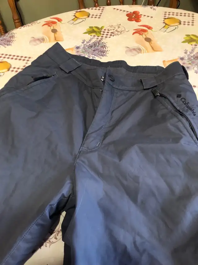 pantalon de neige pour femme gr: m  Columbia in Women's - Tops & Outerwear in Longueuil / South Shore - Image 3