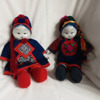 Delft porcelain dolls in traditional clothes with stuffed bodies