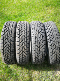 À vendre/ to sell Goodyear pneus hiver/winter tires 175/70R1484T