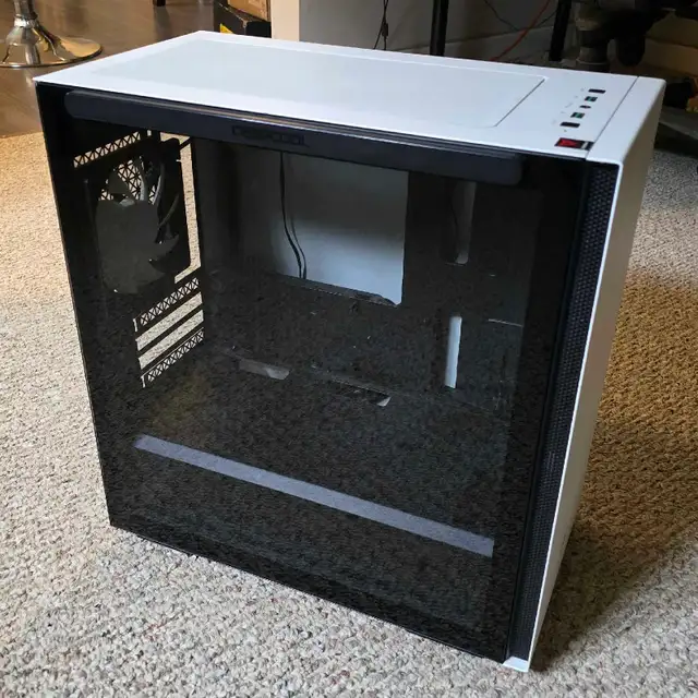 DeepCool MACUBE 110 PC Case in System Components in Oshawa / Durham Region - Image 3