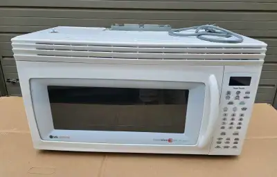 This is a 1050W LG over the Range Convection Microwave. It has the Intellowave even heat system. Wal...