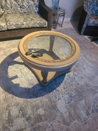 Centerpiece Coffeetable for living room