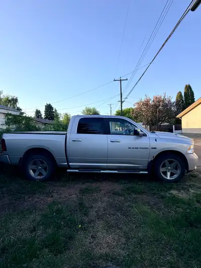 2012 Ram 1500 Sport Crew Cab 4x4 Truck – 5.7L HEMI. Asking $9,500. Cash or e-transfer. No holds or t...