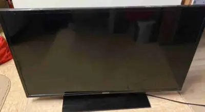 - 40 inch tv - Not a smart tv - In great condition, I just recently bought a bigger tv - If having t...