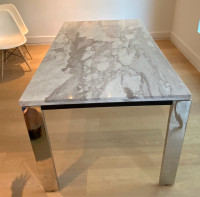 White marble dining table 