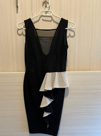 Black & White V-Neck Bodycon Dress