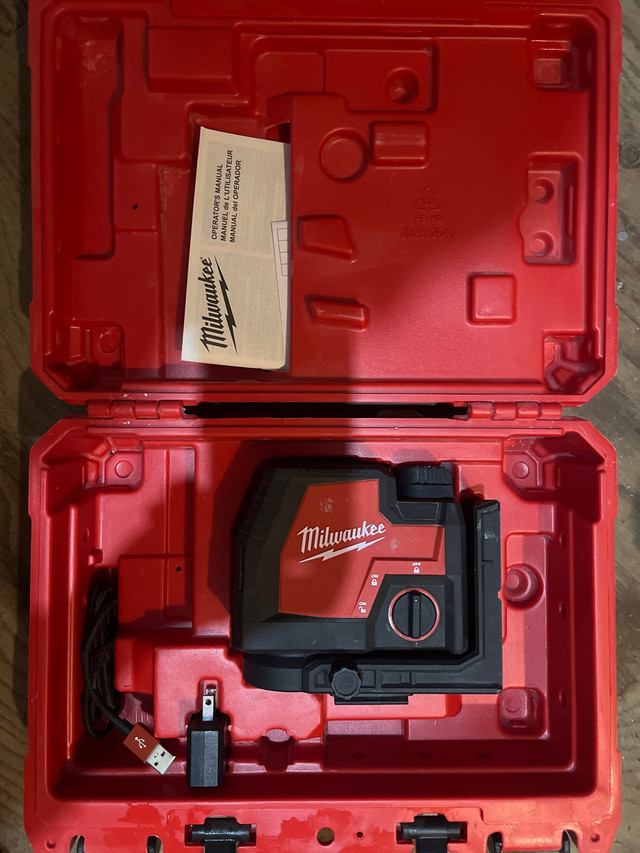 Milwaukee REDLITHIUM Rechargeable Cross Line Laser in Power Tools in Dartmouth