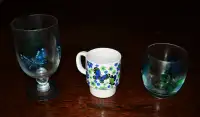 lot of 3 vintage butterfly decorated dishware - tasse et verre a