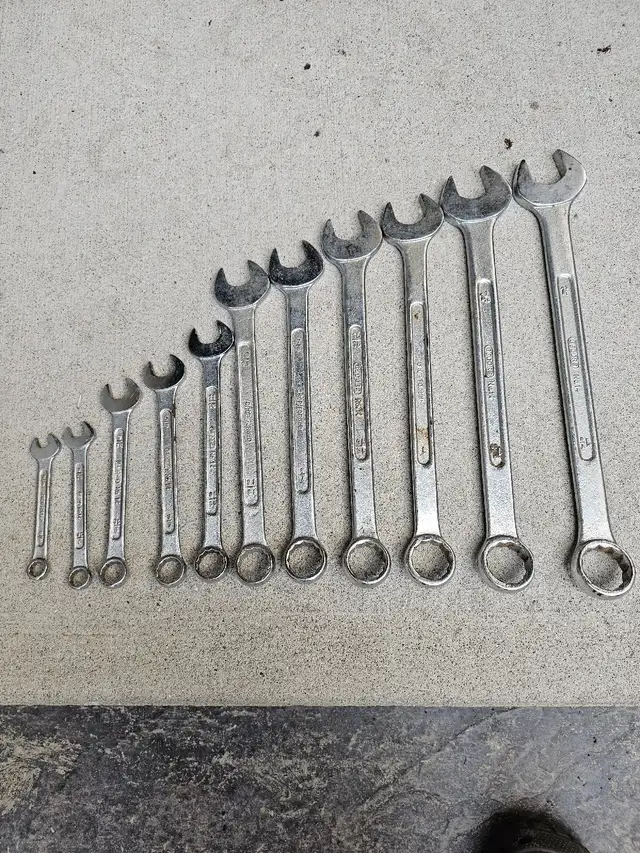 Combination Wrench Set in Hand Tools in London - Image 2