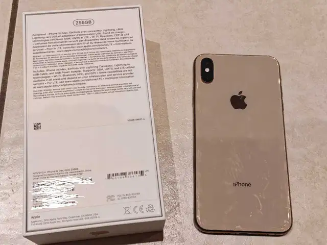 iPhone XS Max 256gb (good cond 80% battery) in Cell Phones in Markham / York Region - Image 3