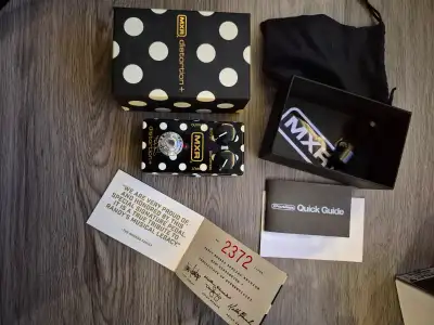 Selling a lightly used MXR RR104 distortion pedal. These were limited to 3200 units. This will not m...