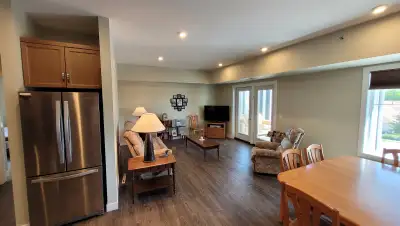 ATTENTION 55+ - Niverville Heritage Life Lease 55+ unit FOR SALE and or RENT. There has been only on...