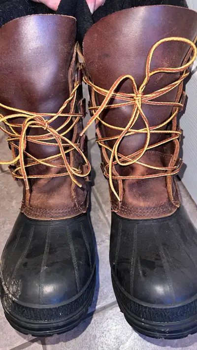 Kamik Snowmobile Boots size 10. Had them posted in the winter time for $100, summer price is only $5...