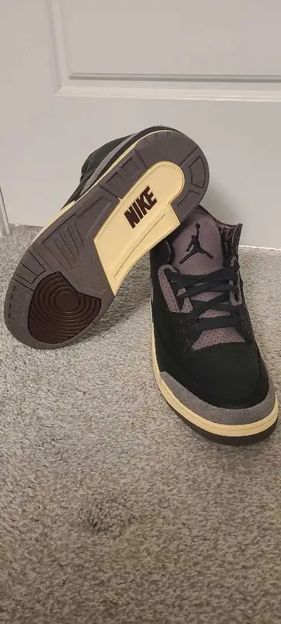 Jordan 3 A Ma Maniere, View more