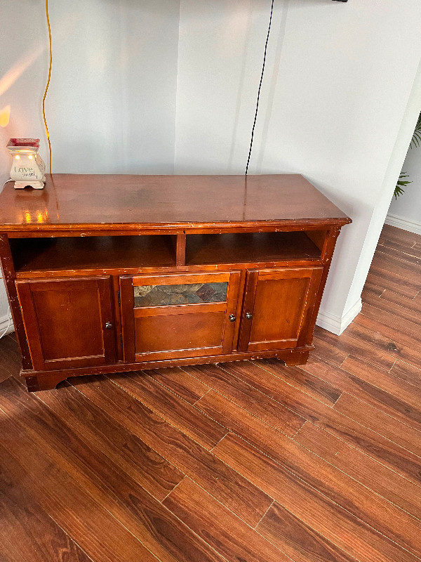 Antique tv stand 150 still good shape take offer in TV Tables & Entertainment Units in Ottawa
