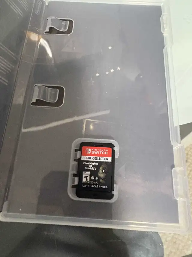 Five Nights at Freddy's Nintendo Switch Game  in Nintendo Switch in Kitchener / Waterloo - Image 3