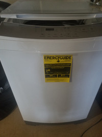 Apartment size washer RCA 3.0cub