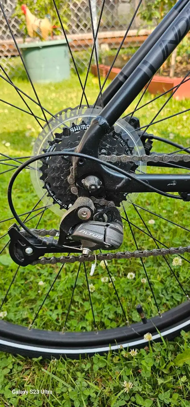 velo indie 3 black L in Cruiser, Commuter & Hybrid in Laval / North Shore - Image 5