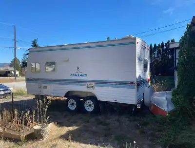 PRICE IS 100% FIRM Two beds one double one single (single needs a mattress!). Fridge gas/electric. S...