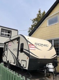 Roulotte Sonic Lite 18pied