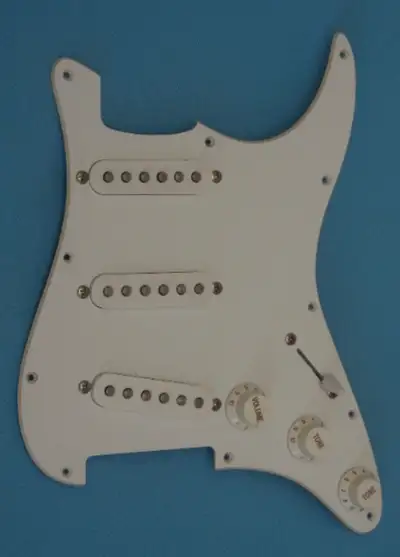 Squier Stratocaster Pick Guard complete $50 firm n flat Call 289-968-8208