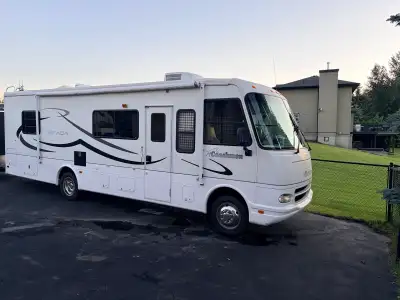 30’ 2002 coachman Aclass motorhome. V 10 gasoline, with only 64,000 K. Non smokers,Rear camera, new...