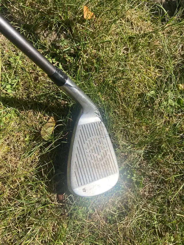 Set of golf irons in Golf in London - Image 5