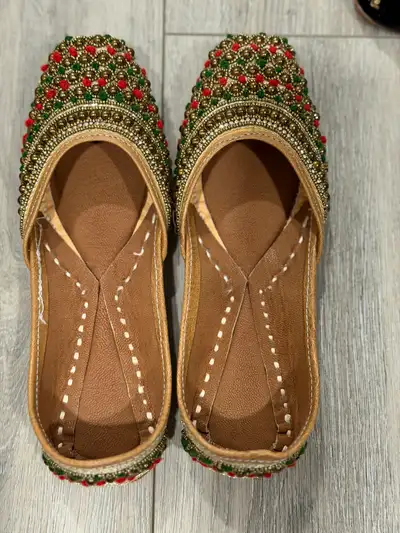 Punjabi Juttis, View more