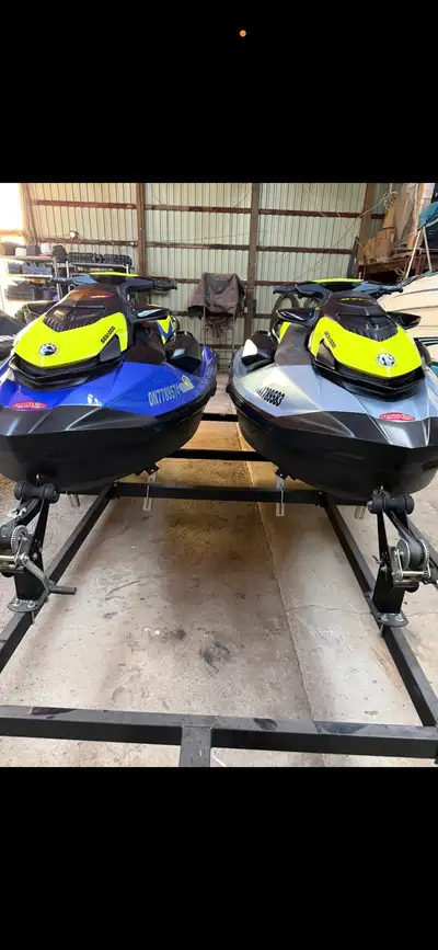 2021 Seadoo wake 170 , only 83 hours in mint condition, with stereo , blue, second one is 2021 Seado...