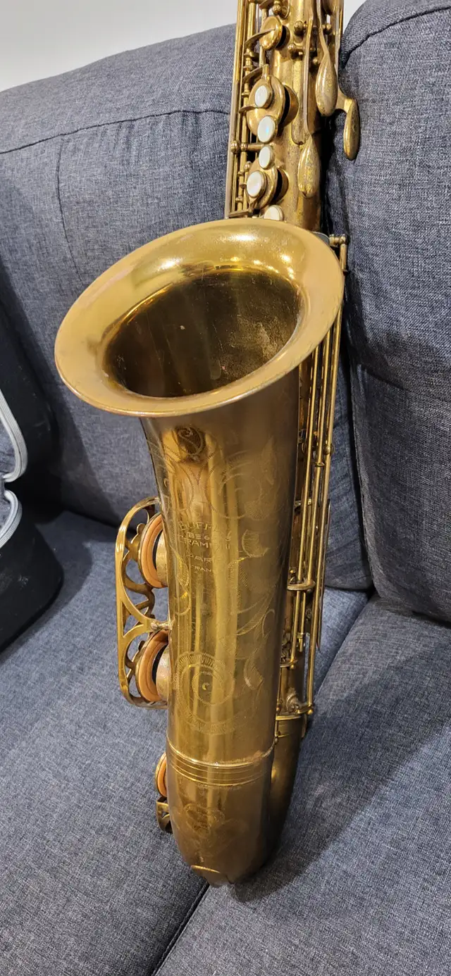 Vintage 1965 Buffet SDA Tenor Saxophone in Woodwind in City of Toronto - Image 4