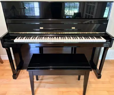 Piano droit Kawai CS-18 1991 Japon — noir laqué + banc assorti, View more