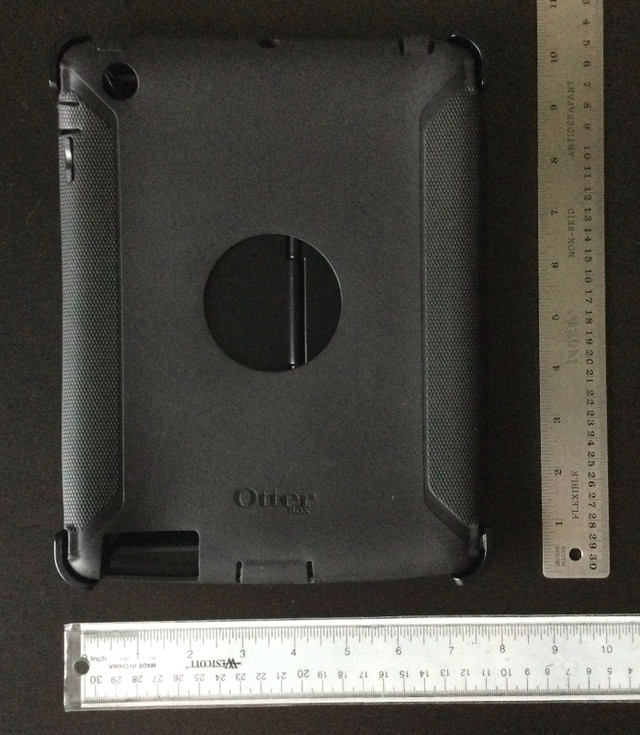 OTTERBOX iPad Case HARD SHELL FRONT COVER with STAND protector in Cell Phone Accessories in Saskatoon