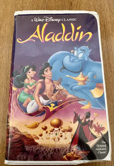 VHS Tape Aladdin Black Diamond Walt Disney classic 1662. Used case is worn Cash only. Pickup in Rive...