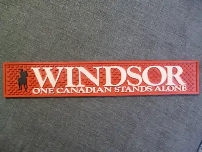 Windsor One Canadian Stands Alone bar rail + Molson Ex Magnet, View more